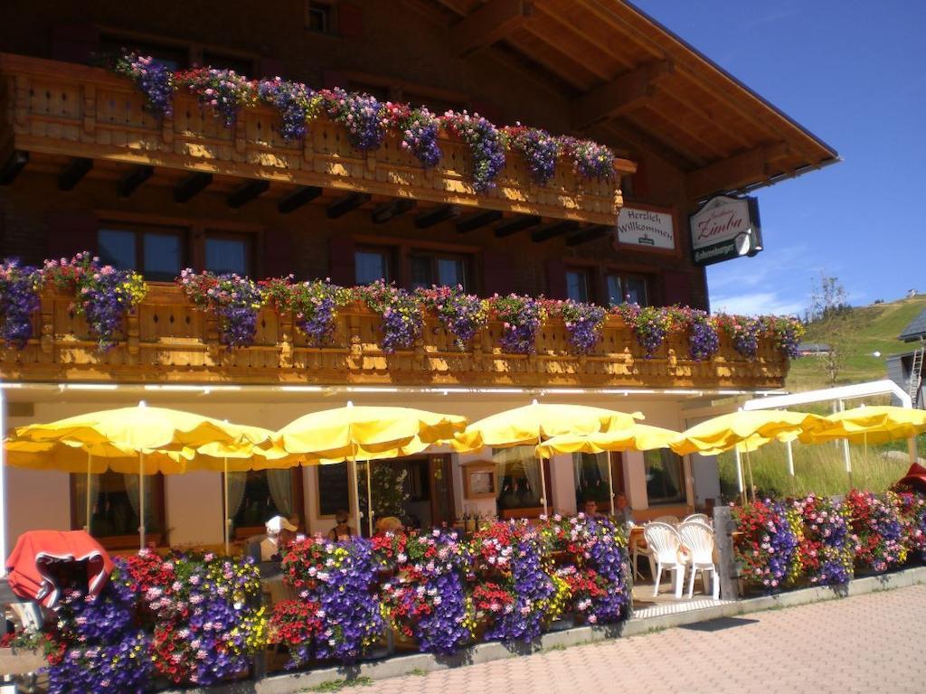 Hotel-Gasthof Zimba Damuels Exteriér fotografie