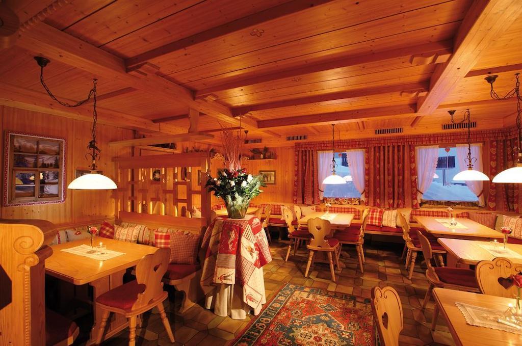 Hotel-Gasthof Zimba Damuels Exteriér fotografie